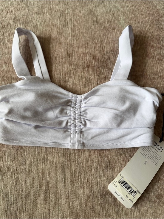 ALO Yoga Other - Alo Yoga Airbrush Cinched Bra XS